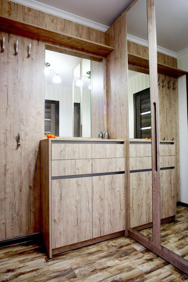 Apartament Vasilya Porika 48 Street Vinnytsya,Ukraine Vinnytsja Buitenkant foto
