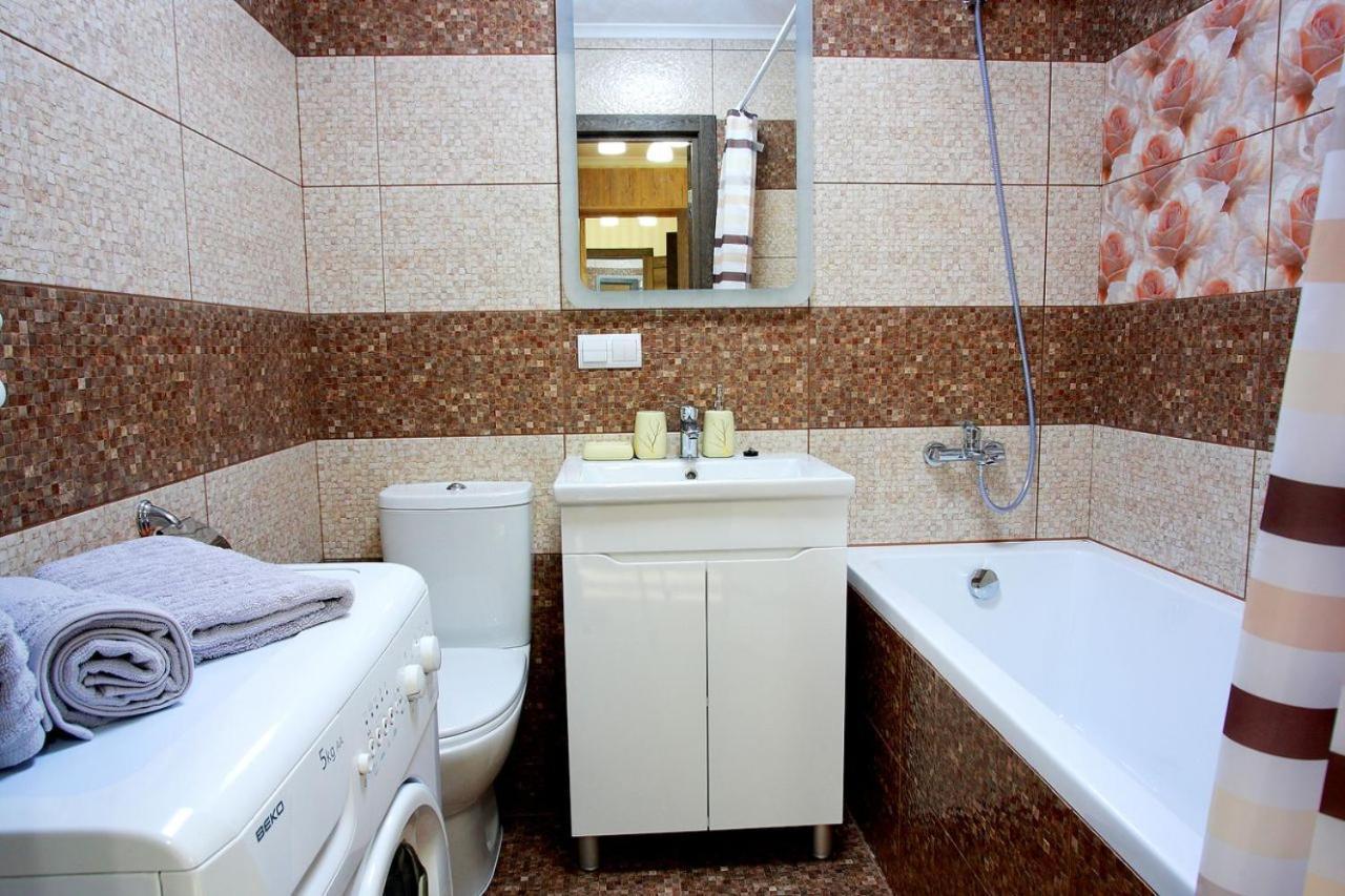 Apartament Vasilya Porika 48 Street Vinnytsya,Ukraine Vinnytsja Buitenkant foto